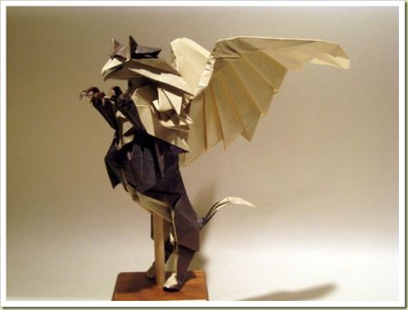 1243249566 24 FT17947 Origami Gryphon 