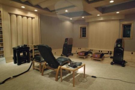 1251280073 102 FT17947 Audio Room 08 